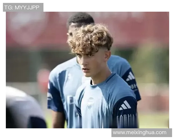 14年等待,埃泽加盟阿森纳,超级三叉戟如约而至_16861 14年等待,埃泽加盟阿森纳,超级三叉戟如约而至_16861